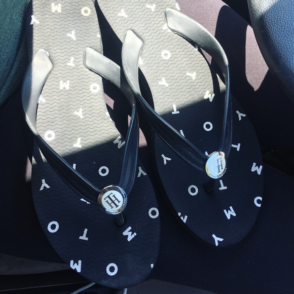 Flip flops - Picture 1 of 1